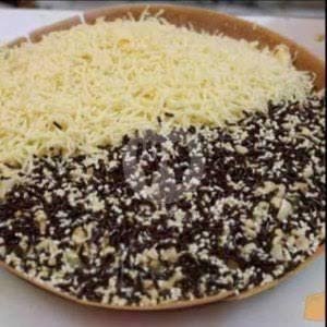 Coklat Kacang Keju Susu menu Martabak Lyns, Pleburan