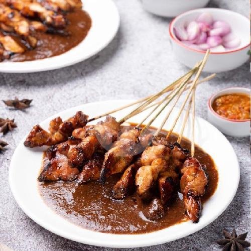 Sate Ayam Biasa menu Sate Simpang Tiga Mangli Jember, Otto Iskandardinata