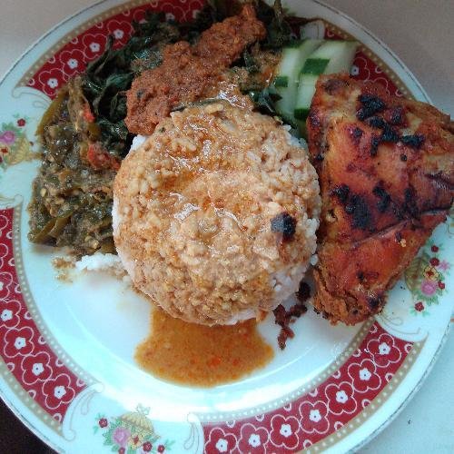 Nasi Ayam Goreng menu Resto Diva Minang, Delanggu