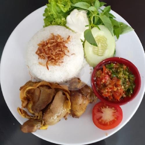Nasi Lalapan Terong menu Warung Addin, Karya Wiguna