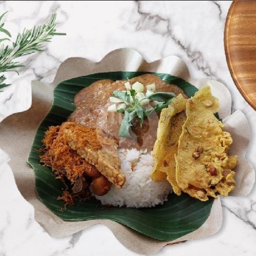 Sego Pecel Ayam menu Waroeng Djawa Timoer