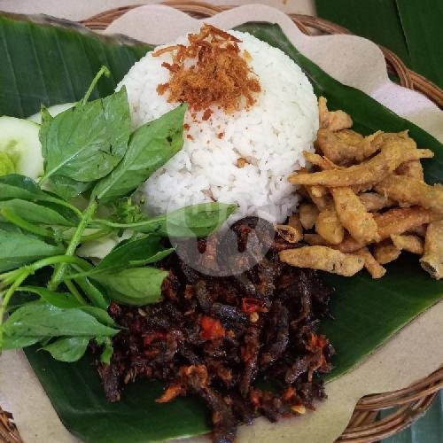 Paket Nasi Sambel Welut + Ikan Wader menu Endulita Sambal Belut, Blulukan