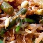 Nasi Pecel Kuah Rawon ( Pilihan Bumbu : Tidak Pedas,Sedang,Pedas ) menu Pecel dan Rawon Glintung Bu Yatirah, Letjen S Parman