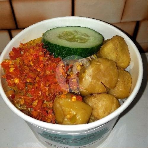 Sinom menu Ayam Geprek Nge-He, Krembangan