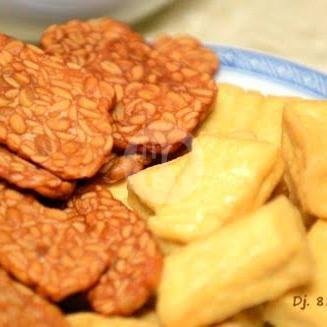 Nasi Putih menu Nasi Pecel Premium, Tenggilis Mejoyo