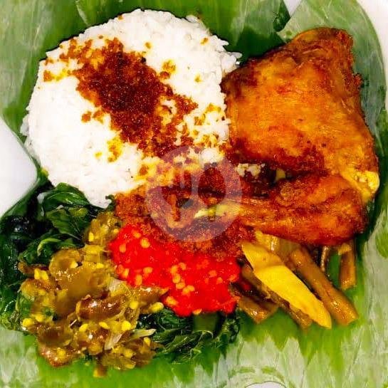 Nasi Ayam Balado menu RM Putri Minang, Meruya
