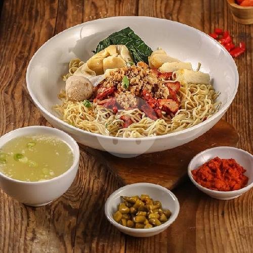 Review Menarik Bakmi Jambi Mangga Besar 1: Surga Mie di Tengah Kota
