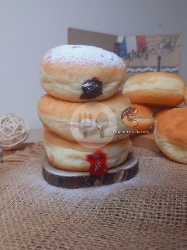 E Donuts & Bakery: Surga Kue dan Donat di Semarang yang Wajib Dikunjungi