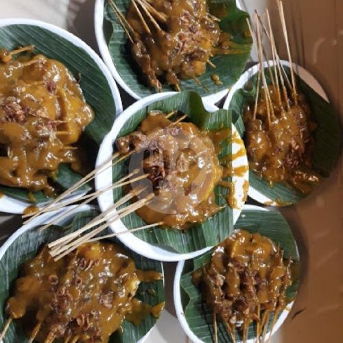 Sate Padang MJ: Nostalgia Rasa yang Menggugah Selera di Ibrahim Adjie, Bandung