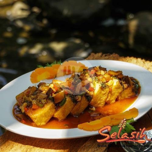 Golden Tofu menu Selasih, Sultan Agung