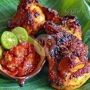 Ayam Goreng ( Paha ) menu Warung Sido Mampir Pak Sugi Solo