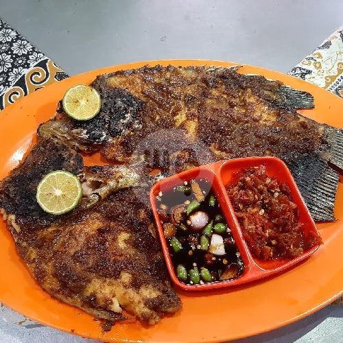 Ikan Gurame menu Warung Sarana, Cempaka Putih