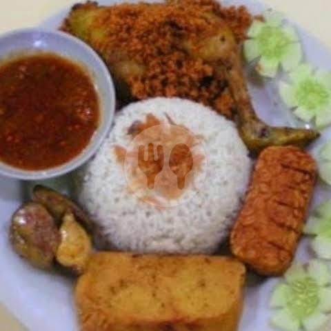 Paket Nasi Uduk Ayam Penyet menu Nasi Uduk & Ayam Penyet Ibu Nelly, Ciseke Besar