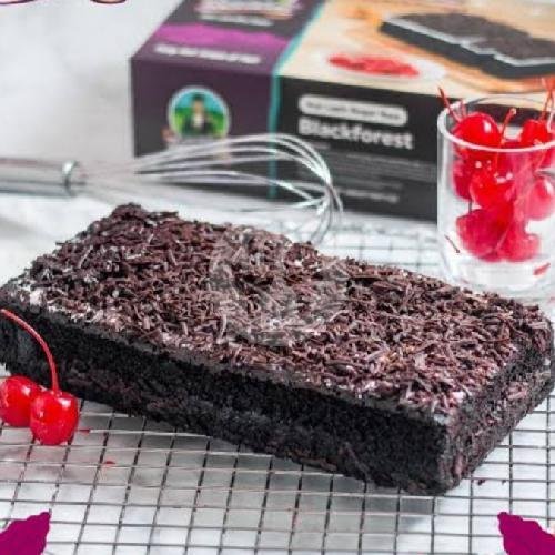Sangkuriang Chocovilla Oreo menu Lapis Talas Bogor, Utan Kayu Raya