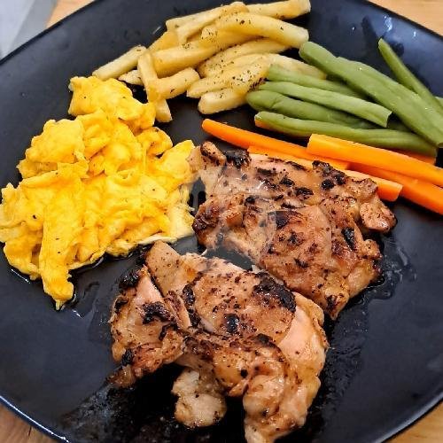 Review Kedai Hanania: Tempat Cozy dengan Makanan Lezat di Jl. Bunga Edelewis Malang