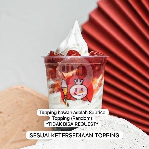 Strawberry Smoothies menu Mixue Binus Syahdan
