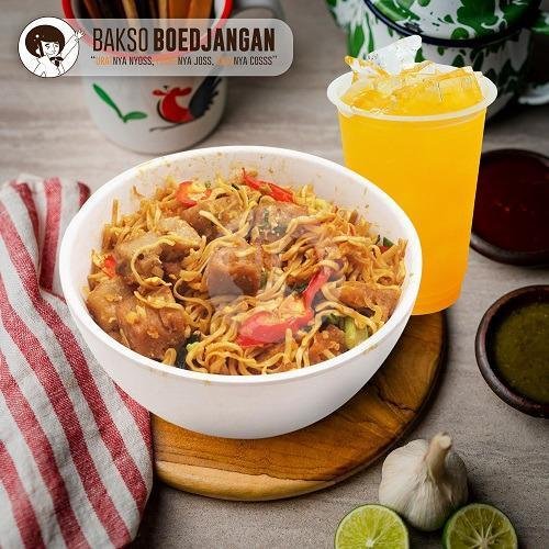 Bihun Goreng Urat + Es Orange menu Bakso Boedjangan, Rest Area KM 57