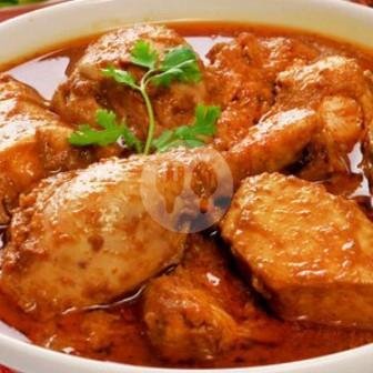 Nasi Campur + Telur Dadar + Teh menu Warung VARIAN DINOYO, Jalan Raya Gajayana