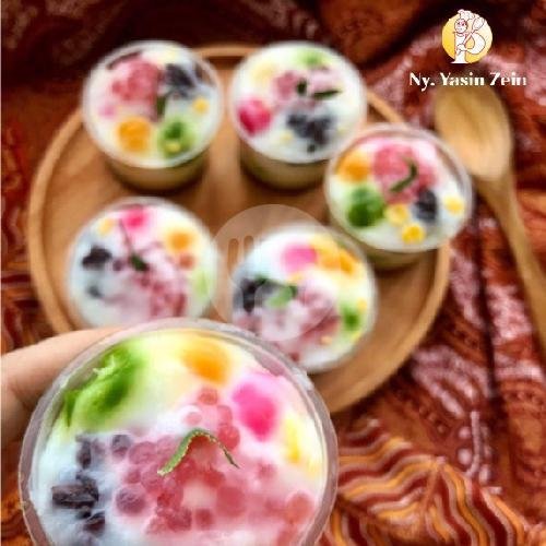 Lapis Coklat Pandan menu Kue dan Jajan Pasar Ny Yasin Zein, Dharmahusada Indah Utara