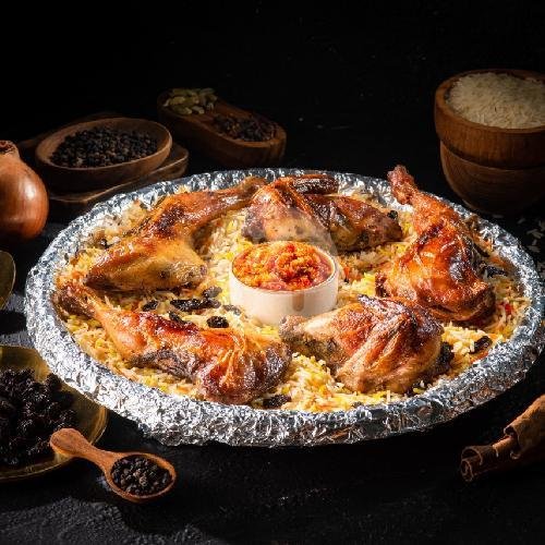 Nampan Kebuli Kambing Isi 3 menu Kebuli Abuya Surabaya, Ketintang