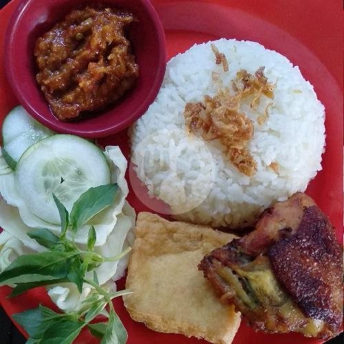 Gado-gado Komplit menu Warung Adhitama, Sedah Romo Lor