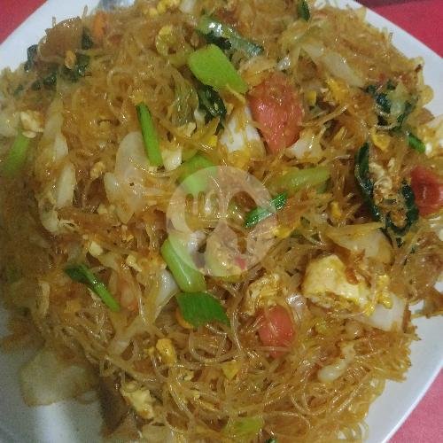 Mi Goreng Aceh Dabel + Telor Ceplok menu Bubur Ayam Mang Surya, Beji