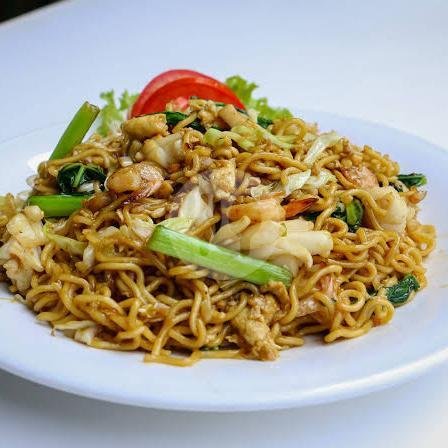 Bakmi rebus menu NASI GORENG & SOTO CAK MAR, DEPAN PASAR INDUK BUAH &SAYUR