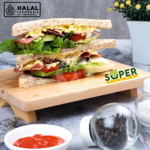 Super Salad: Menemukan Kenangan Indah dalam Setiap Suapan di Binus Syahdan