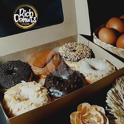 Teman Ngopi (Chill Time Donuts - Free Gift Tag Or Wording Text) menu dBaker Jogja Cake & Bakery House, Yogyakarta