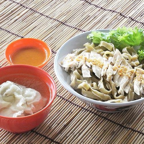 Bakmi Karet Ayam Kampung + Baso menu Bakmi Ayam Kampung Apau, Green Garden