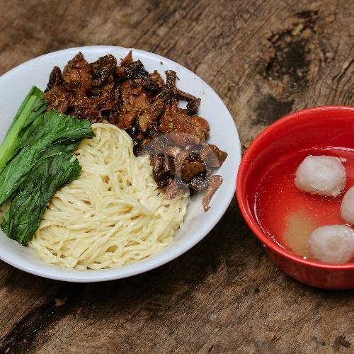 Mie Ayam Rica Baso menu Wale Bandung ( Yamien, Baso ), Cigadung