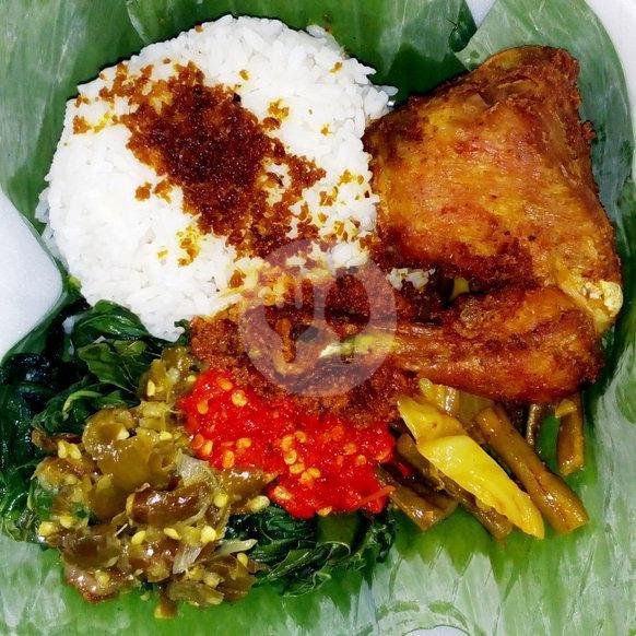 Nasi Kikil menu Rumah Makan Dewi Minang, Sukamenak