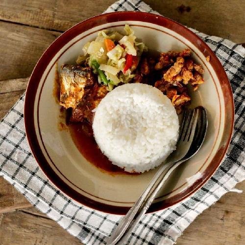 Nasi Telur B. Aja menu Warmindo Mabar UMS, Tanuragan