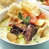 Soto Betawi & Nasi Kebuli Bang Doel: Kuliner Otentik Jakarta yang Wajib Dicoba