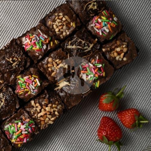 Cake Tutti Fruti menu Khairana Cake & Cookies, Margoarum