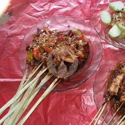 Sate Ayam + Nasi Putih menu Sate Ayam Klonyot Cak Nur, Rasamala 3