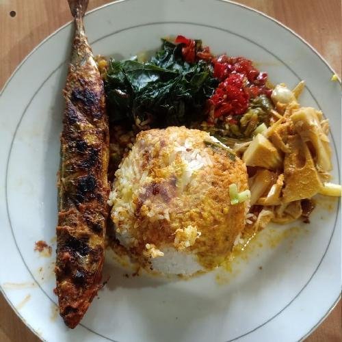 Nasi Tongkol Balado Free Es Teh Manis menu Nasi Padang Lamun Ombak, Cikutra Barat