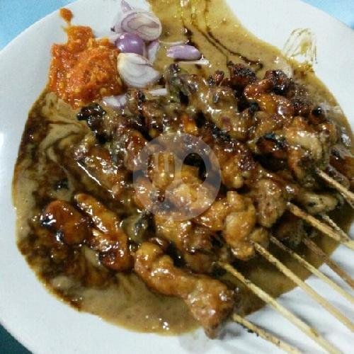 Sate Uritan/Telor 5 tusuk menu Sate Ayam Ponorogo Pak Ika 2, Nusukan, Banjarsari