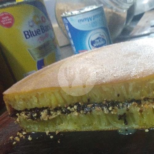 Kacang Coklat Susu menu Martabak Bangka H. Anas, Jatiwaringin