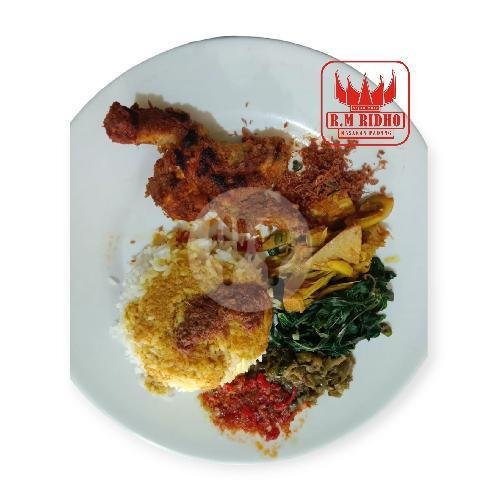 Nasi Padang Ayam Bakar menu RM Masakan Padang Ridho Nasi Padang, Condet