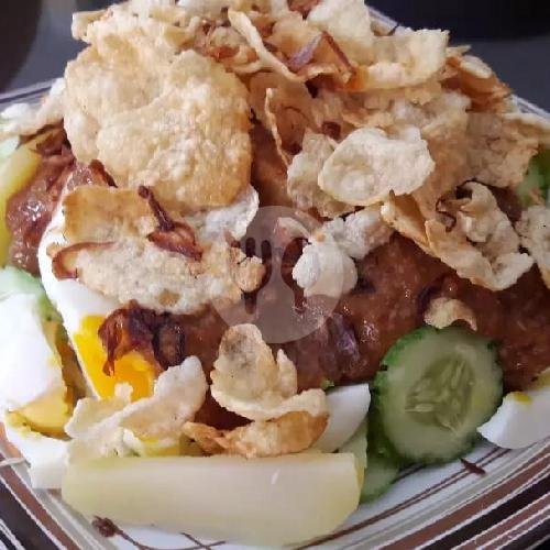 gado-gado sayur bumbu campur menu gado-gado griya, samping bank mandiri