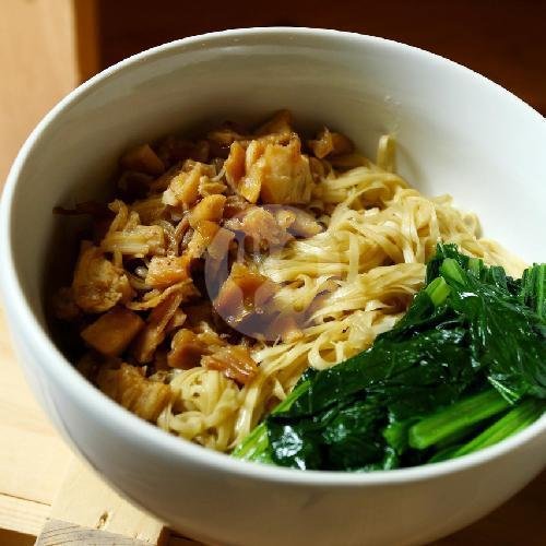 Bakmi Ayam menu Grandma S Recipe, Serengan