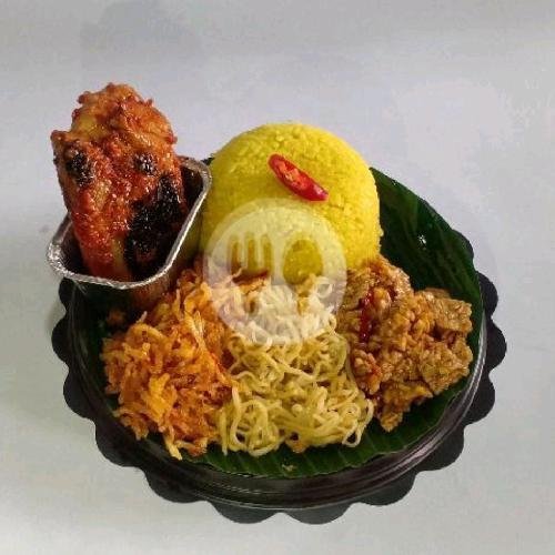 NASI KUNING AYAM PANGGANG PERKEDEL menu Nasi Kuning Mbak Ida