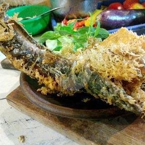 Review Warung Penyetan Mbah Wito: Tempat Cozy dengan Menu Lezat di Madiun