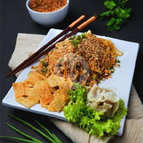 Mie Julid Manja menu Kedai Mie Nyinyir, Bantul