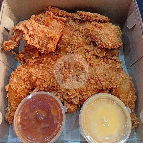 Ayam Utuh Geprek menu Rocket Chicken, Gulon Magelang