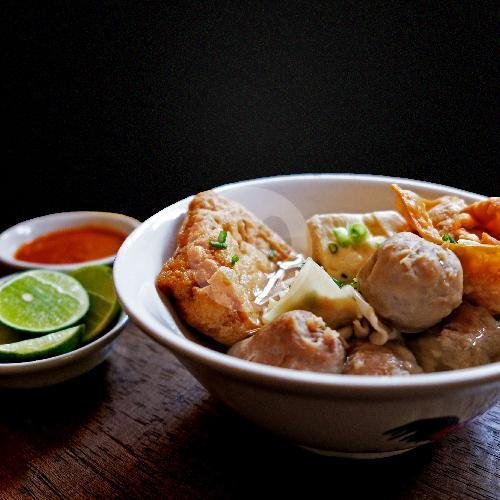 Review Bakwan Pak Nur Trunojoyo Asahan: Nostalgia Rasa dan Kenangan di Surabaya