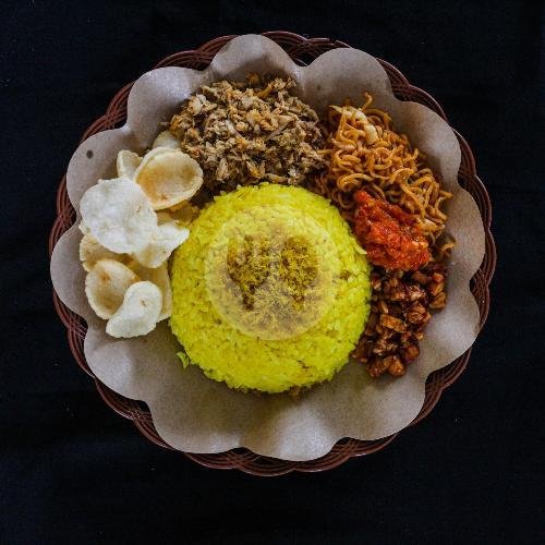 Nasi Kuning Ikan Goreng Tumis menu Nasi Kuning Begadang Jogja