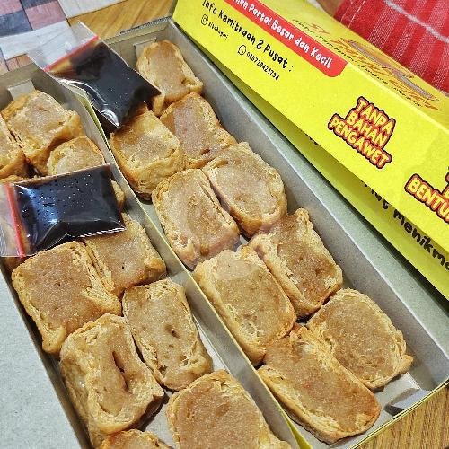 Bakso Bakar Maknyoosee Spesial menu Bakso Bakar Maknyoosee Pusat, Jati Mataram