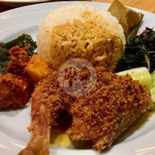 Nasi Ikan Goreng menu Minang Sari Kejuron, Cacaban Magelang Tengah